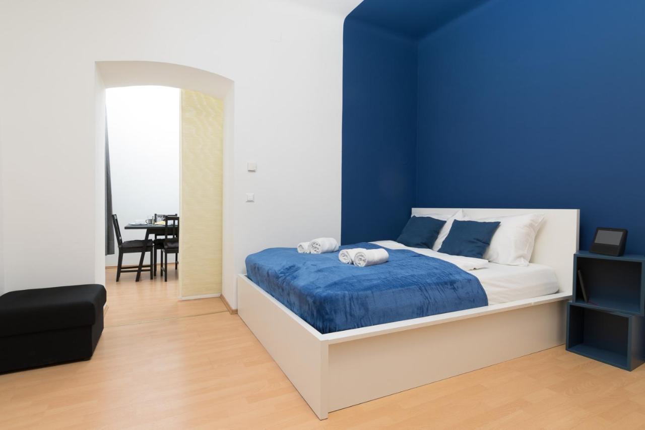 Spacious 2 Bedrooms Apartment In 4Th District Near Karlskirche Vienna Exterior photo
