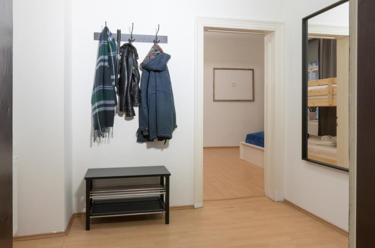 Spacious 2 Bedrooms Apartment In 4Th District Near Karlskirche Vienna Exterior photo